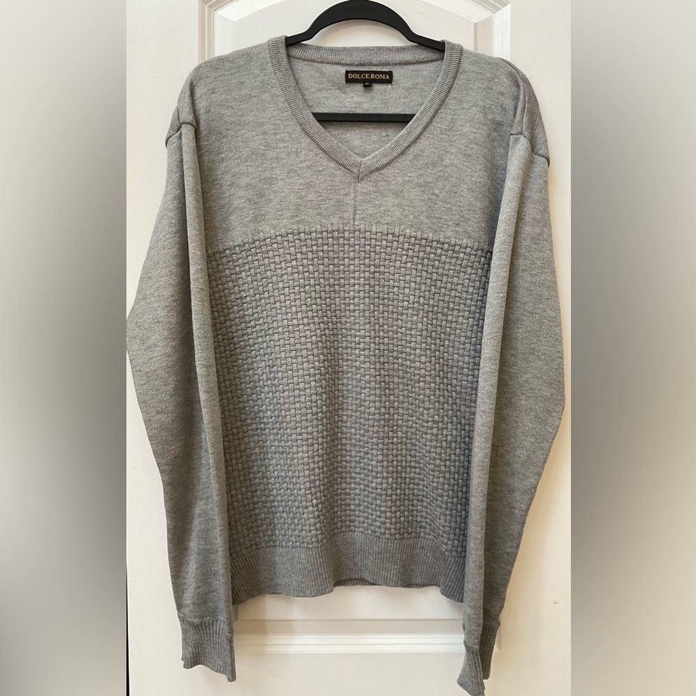 Dolce Roma Men’s V-Neck Sweater